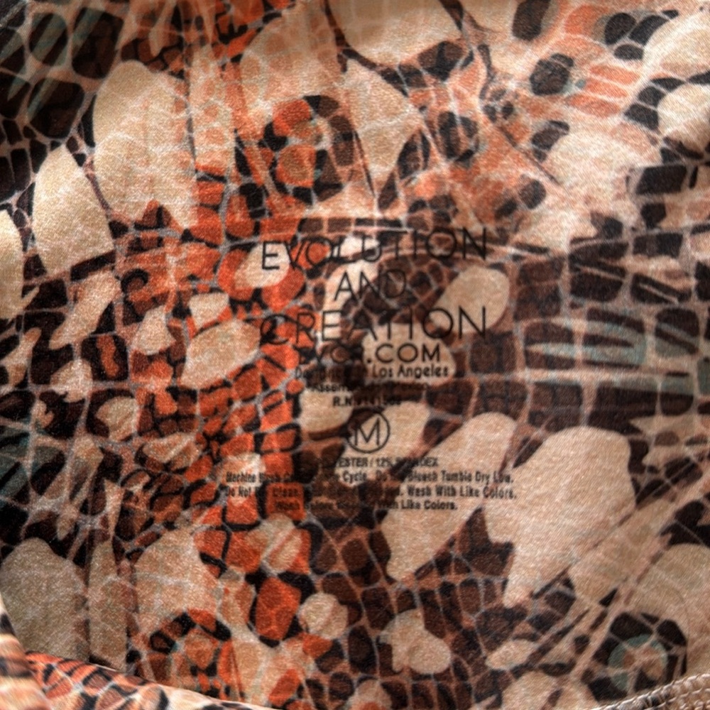 Women’s Leggings - Picture 5 of 6